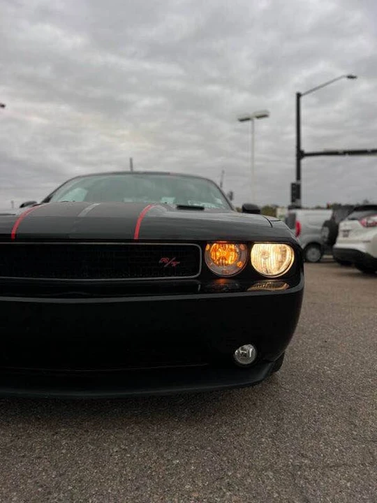 2013 Dodge Challenger 3rd Gen - Image 2 of 9
