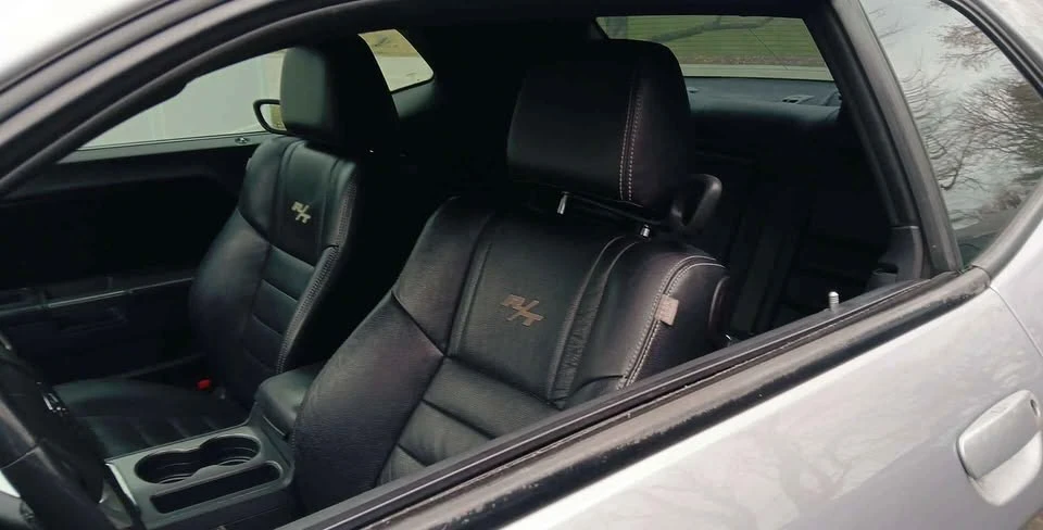 2013 Dodge Challenger 3rd Gen - Image 4 of 11