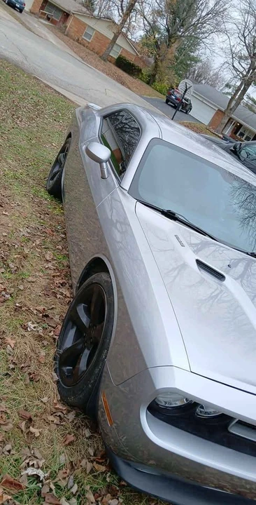 2013 Dodge Challenger 3rd Gen - Image 9 of 11