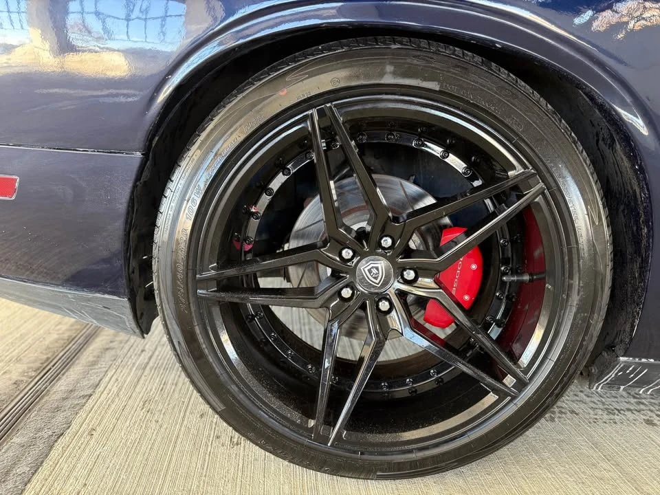 2013 Dodge Challenger 3rd Gen - Image 5 of 12