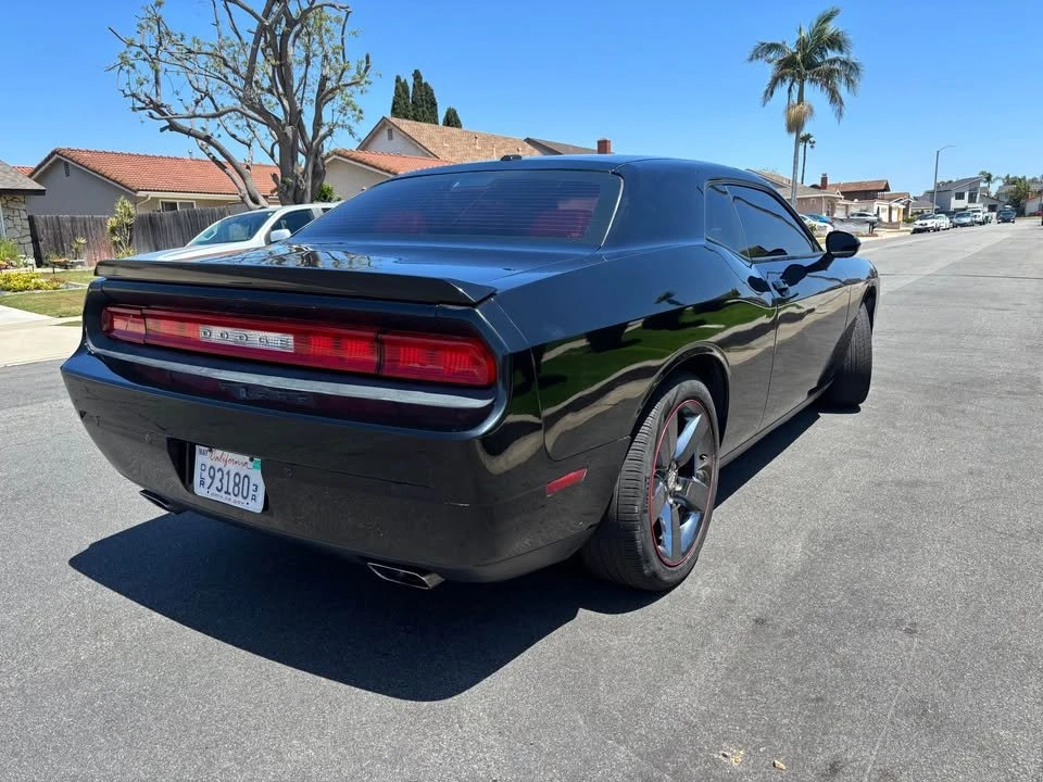 2013 Dodge Challenger 3rd Gen - Image 3 of 8