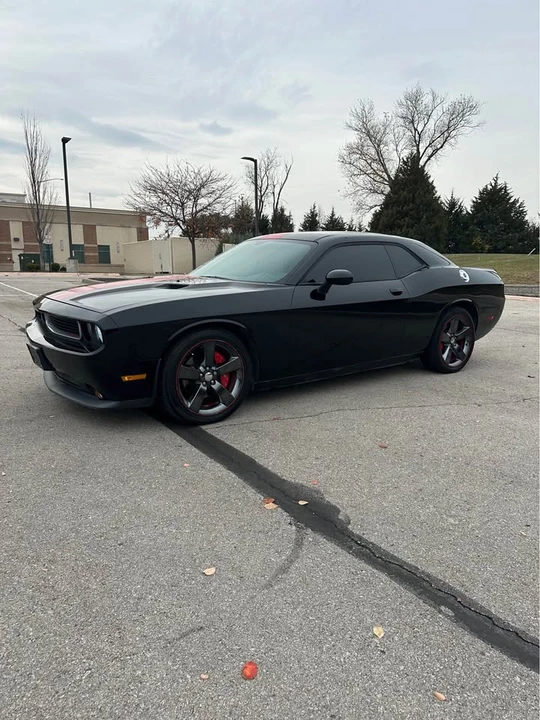 2013 Dodge Challenger 3rd Gen - Image 2 of 20