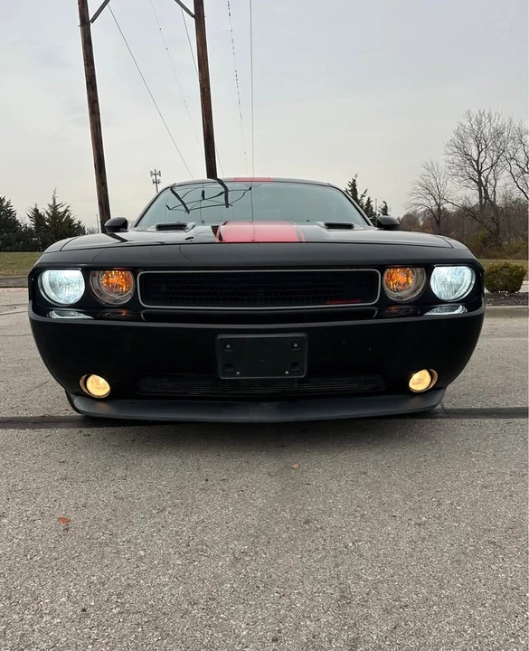 2013 Dodge Challenger 3rd Gen - Image 9 of 20