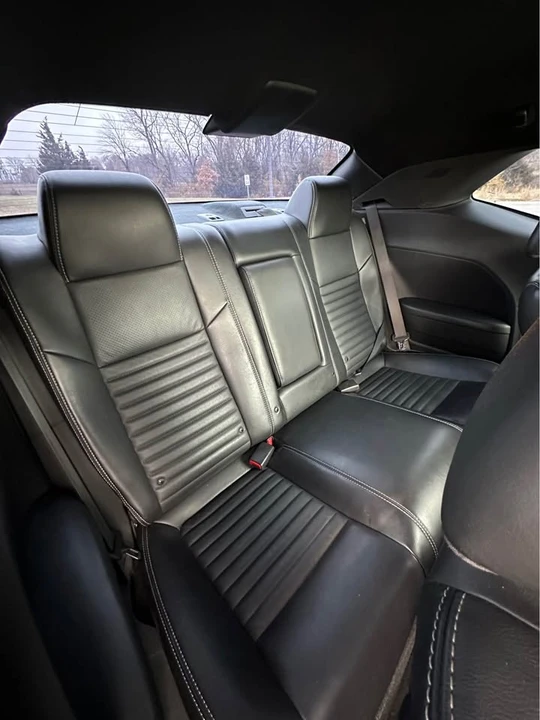 2013 Dodge Challenger 3rd Gen - Image 15 of 20