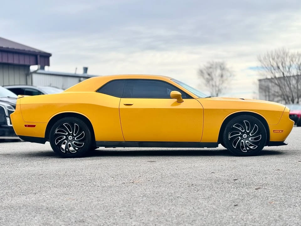 2013 Dodge Challenger 3rd Gen - Image 8 of 18
