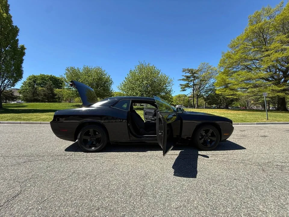2013 Dodge Challenger 3rd Gen - Image 15 of 19