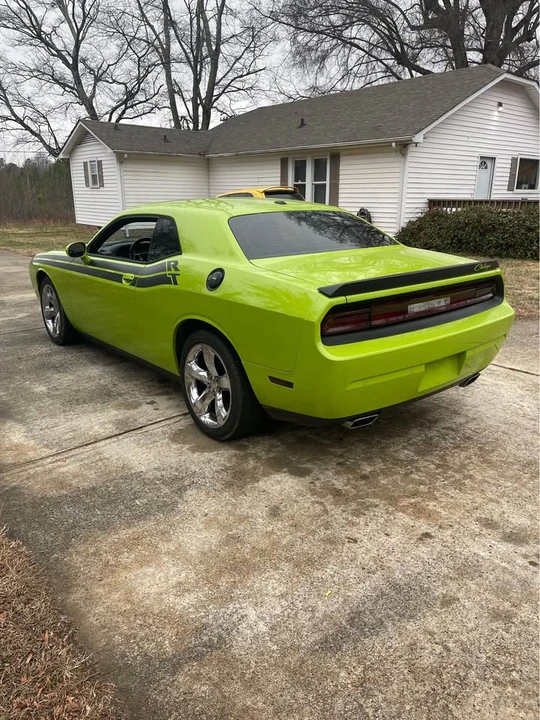 2013 Dodge Challenger 3rd Gen - Image 4 of 18