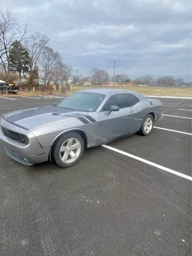 2013 Dodge Challenger SE Coupe