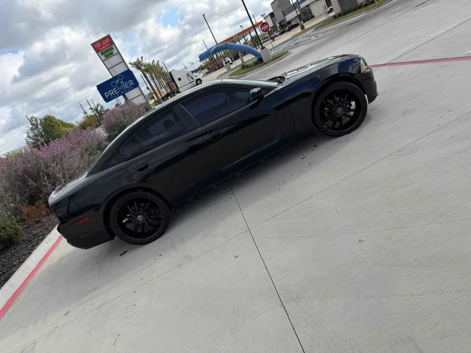 2013 Dodge Challenger 3rd Gen - Image 9 of 9