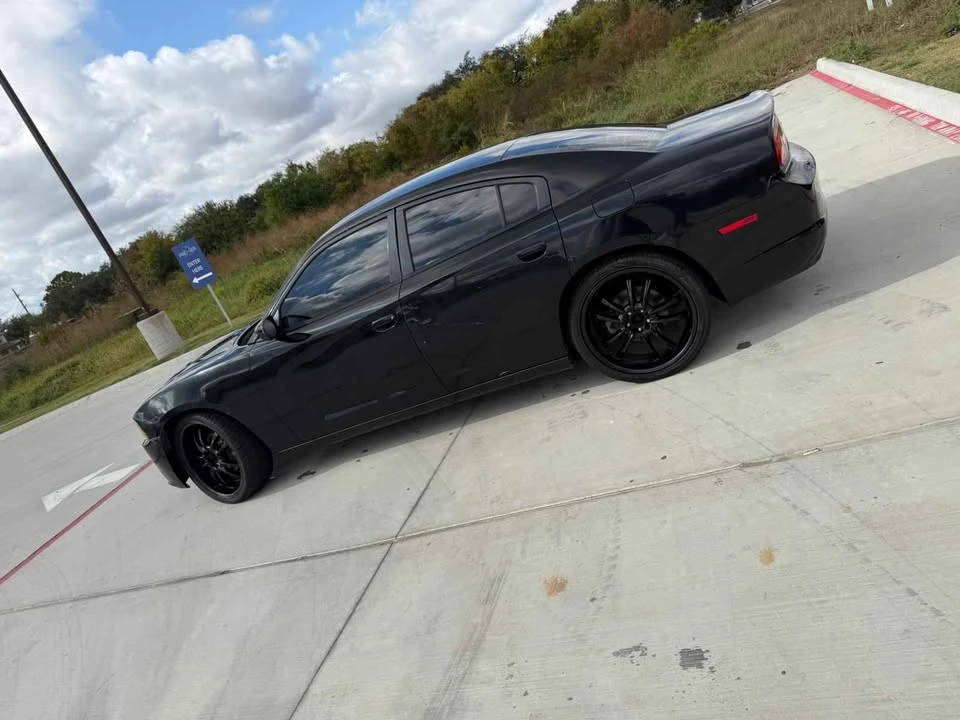 2013 Dodge Challenger 3rd Gen - Image 3 of 9