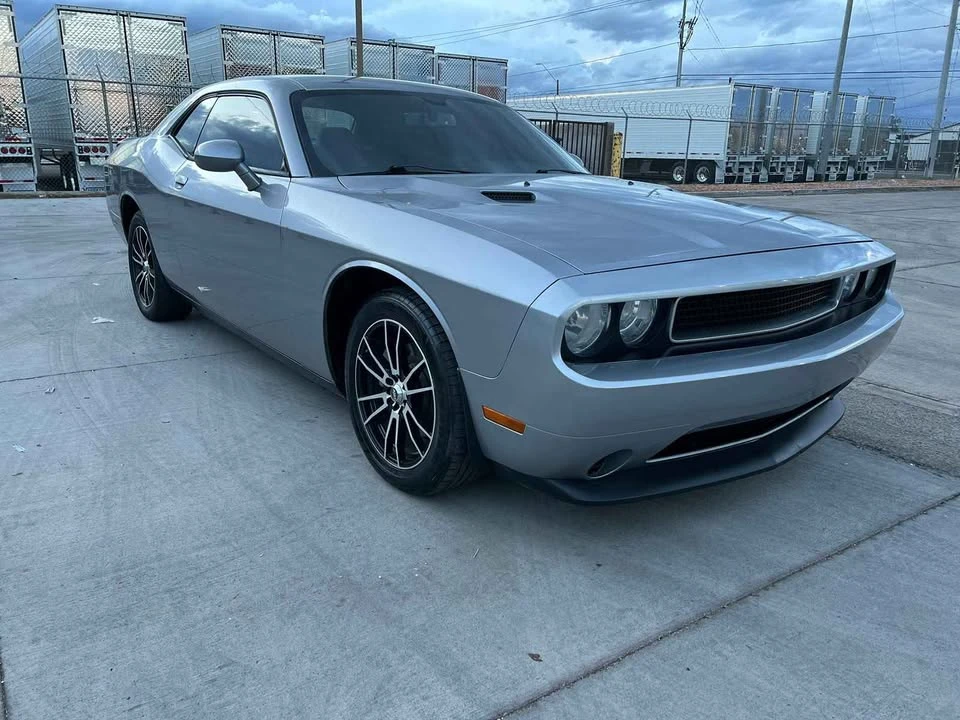 2013 Dodge Challenger 3rd Gen - Image 3 of 10