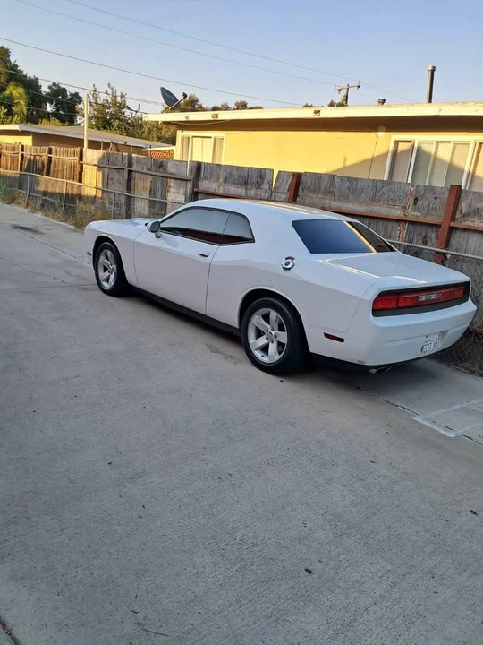 2013 Dodge Challenger 3rd Gen - Image 5 of 7
