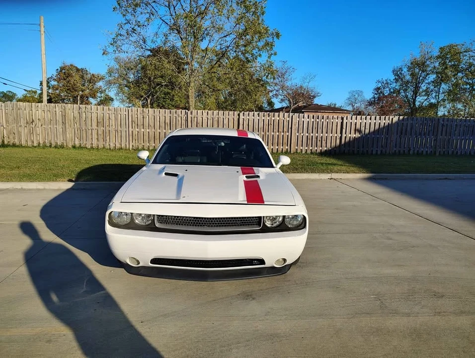 2013 Dodge Challenger 3rd Gen - Image 2 of 10