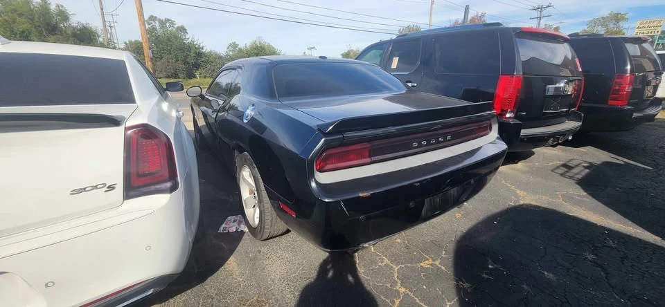 2013 Dodge Challenger 3rd Gen - Image 5 of 11