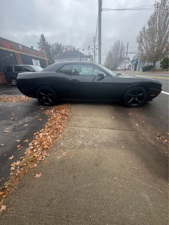 2013 Dodge Challenger 3rd Gen - Image 3 of 6