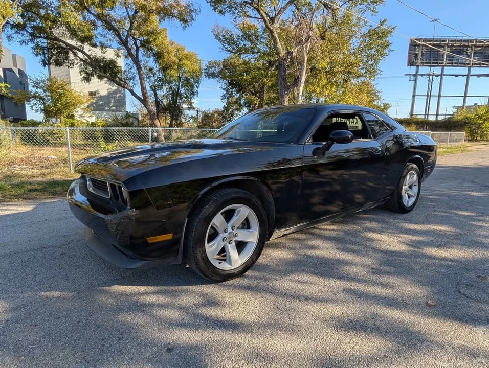 2013 Dodge Challenger 3rd Gen - Image 3 of 12