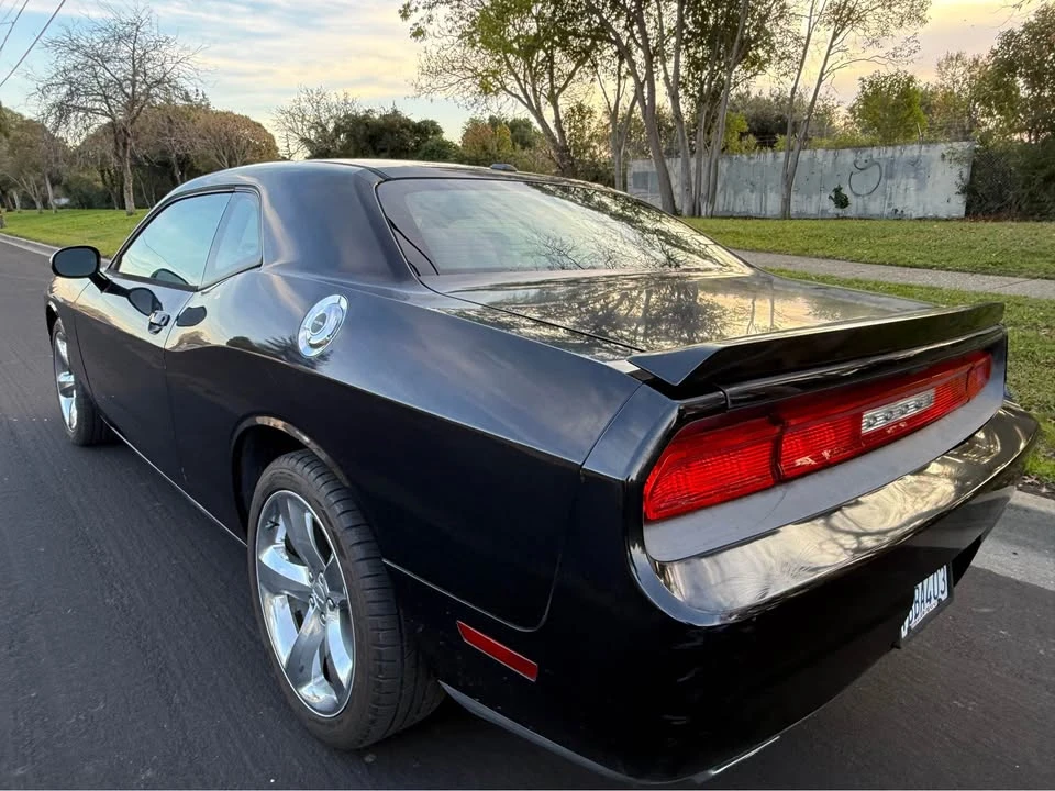 2013 Dodge Challenger 3rd Gen - Image 3 of 14