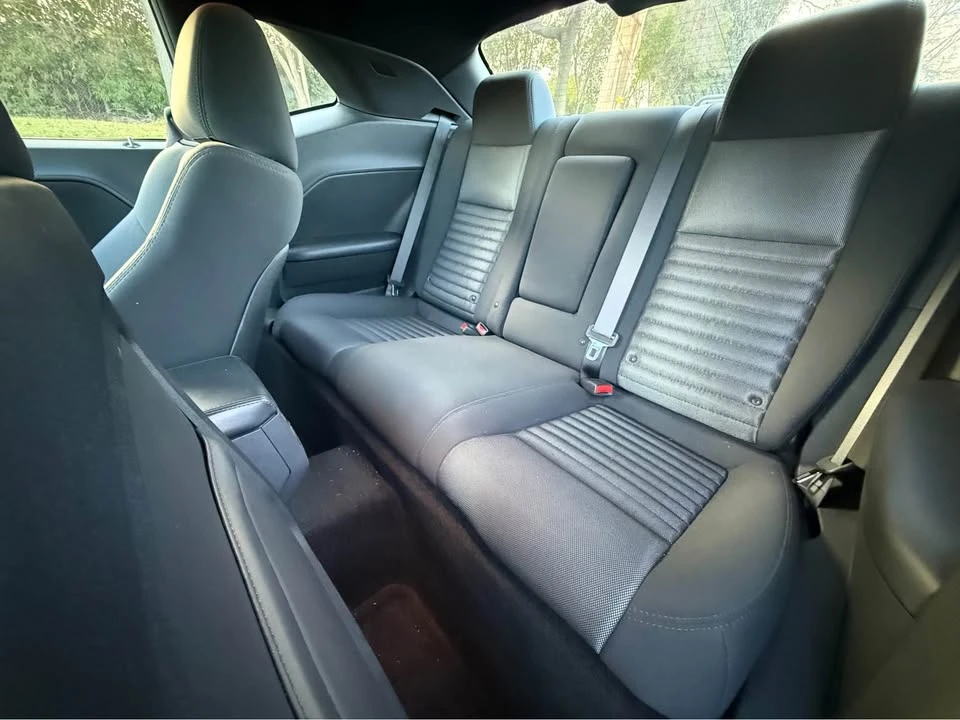 2013 Dodge Challenger 3rd Gen - Image 6 of 14