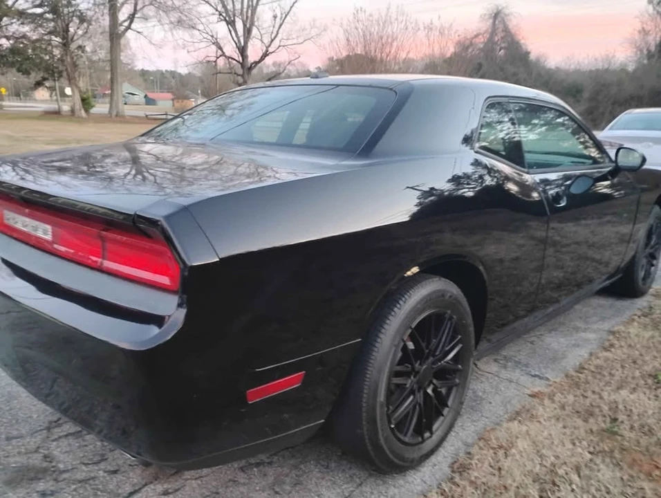 2013 Dodge Challenger 3rd Gen - Image 3 of 8