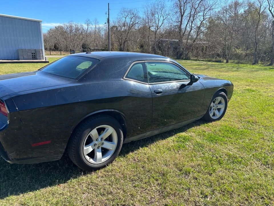 2013 Dodge Challenger 3rd Gen - Image 3 of 10