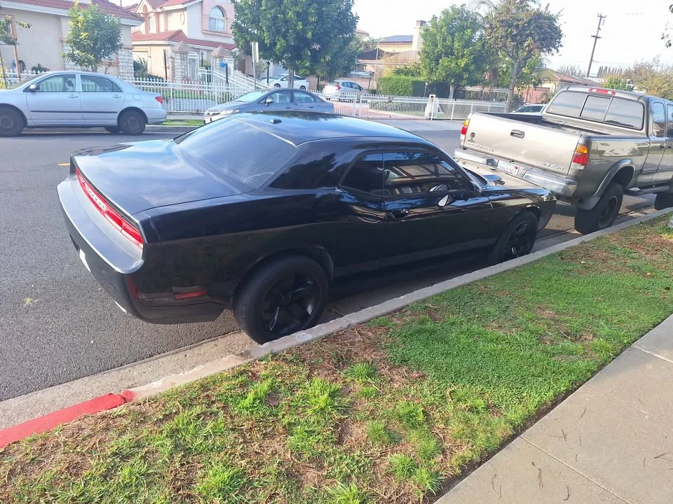 2013 Dodge Challenger 3rd Gen - Image 3 of 7