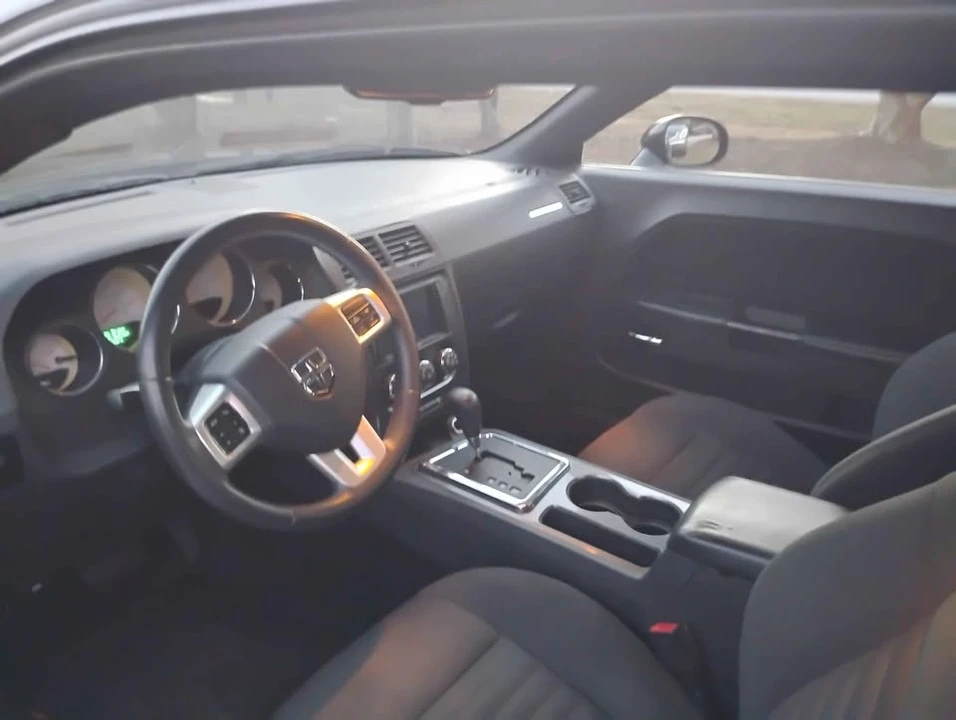 2013 Dodge Challenger 3rd Gen - Image 7 of 8