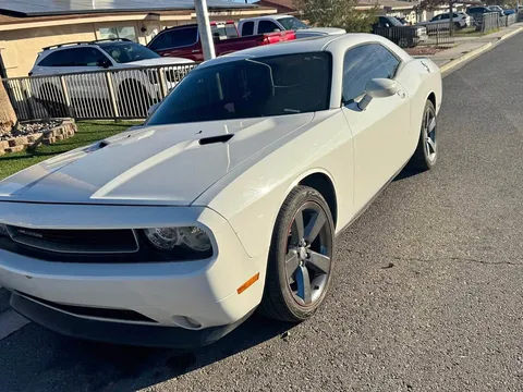 2013 Dodge Challenger SXT