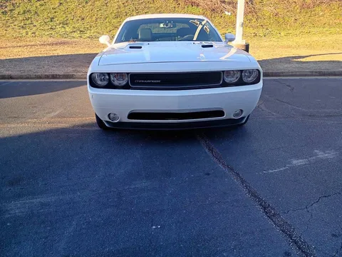 2013 Dodge Challenger SXT Coupe