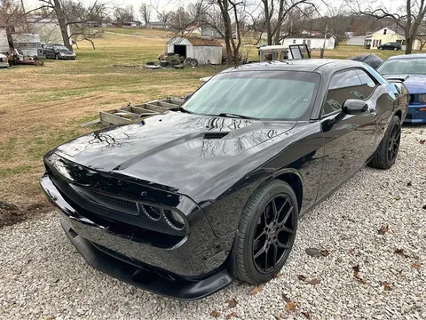 2013 Dodge Challenger SXT Coupe