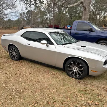 2013 Dodge Challenger SXT