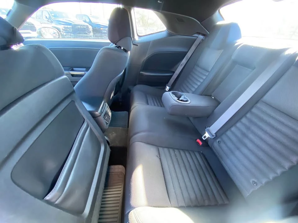 2013 Dodge Challenger 3rd Gen - Image 5 of 7