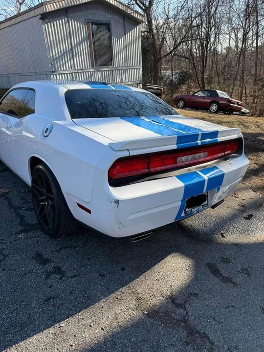 2013 Dodge Challenger 3rd Gen - Image 5 of 19