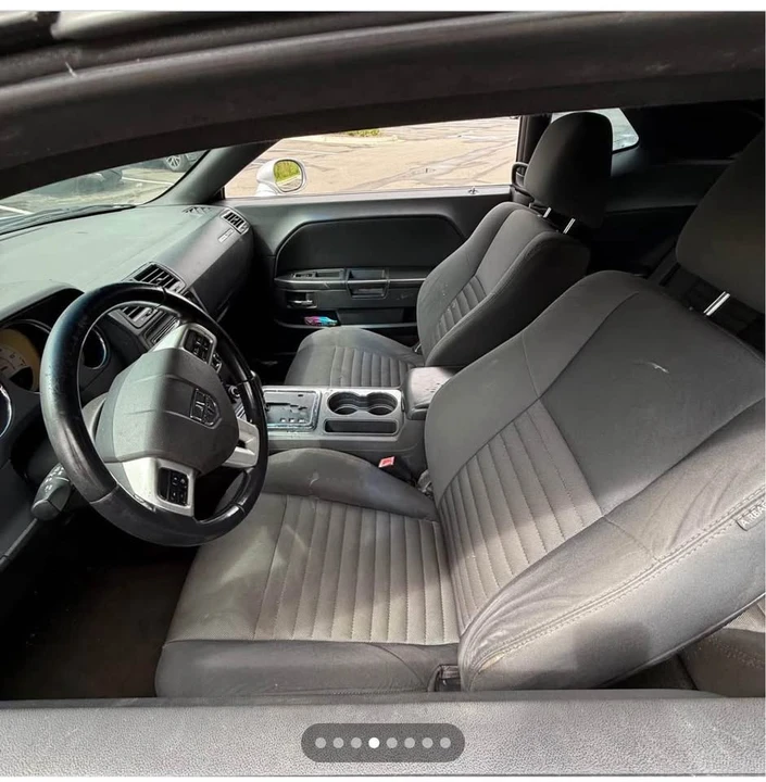 2013 Dodge Challenger 3rd Gen - Image 2 of 5