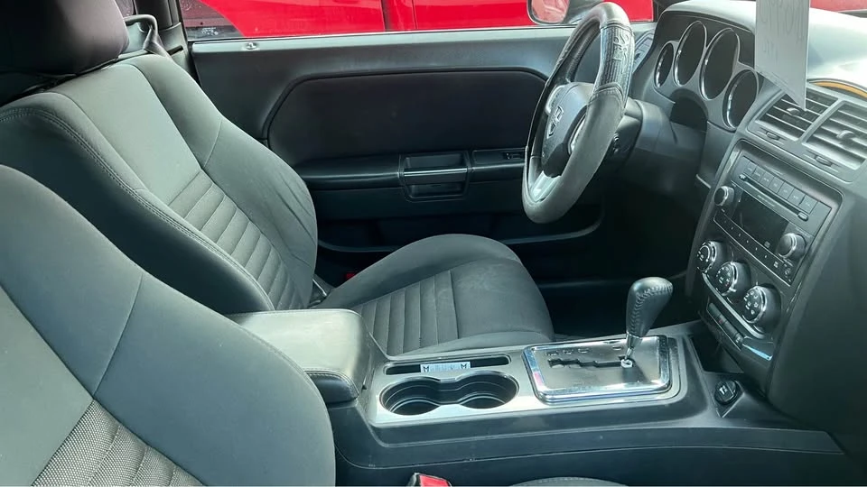 2013 Dodge Challenger 3rd Gen - Image 3 of 7