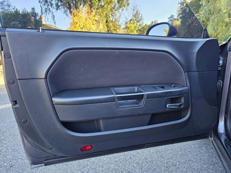 2013 Dodge Challenger 3rd Gen - Image 10 of 20
