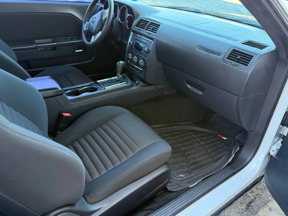 2013 Dodge Challenger 3rd Gen - Image 12 of 20