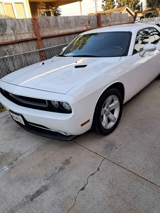2013 Dodge Challenger 3rd Gen - Image 2 of 7
