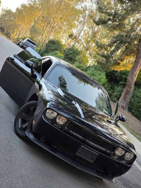2013 Dodge Challenger 3rd Gen - Image 9 of 13