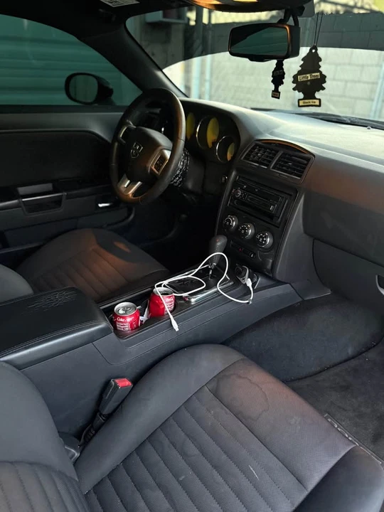 2013 Dodge Challenger 3rd Gen - Image 3 of 7