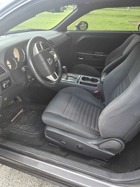 2013 Dodge Challenger 3rd Gen - Image 8 of 12