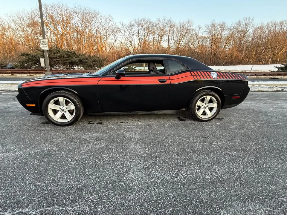 2013 Dodge Challenger 3rd Gen - Image 6 of 15