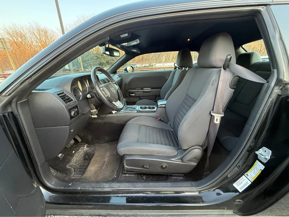 2013 Dodge Challenger 3rd Gen - Image 11 of 15