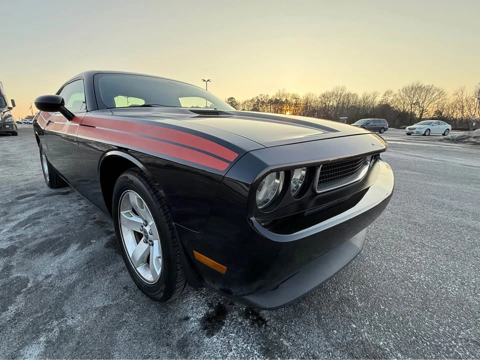 2013 Dodge Challenger 3rd Gen - Image 2 of 15