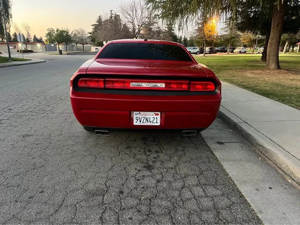 2013 Dodge Challenger 3rd Gen - Image 11 of 20