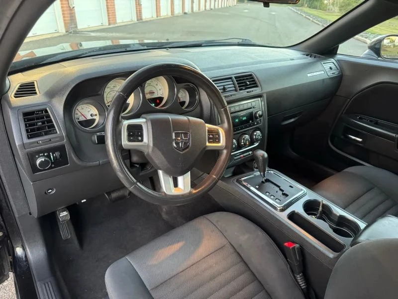 2013 Dodge Challenger 3rd Gen - Image 10 of 18