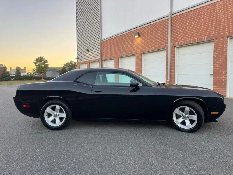 2013 Dodge Challenger 3rd Gen - Image 5 of 18