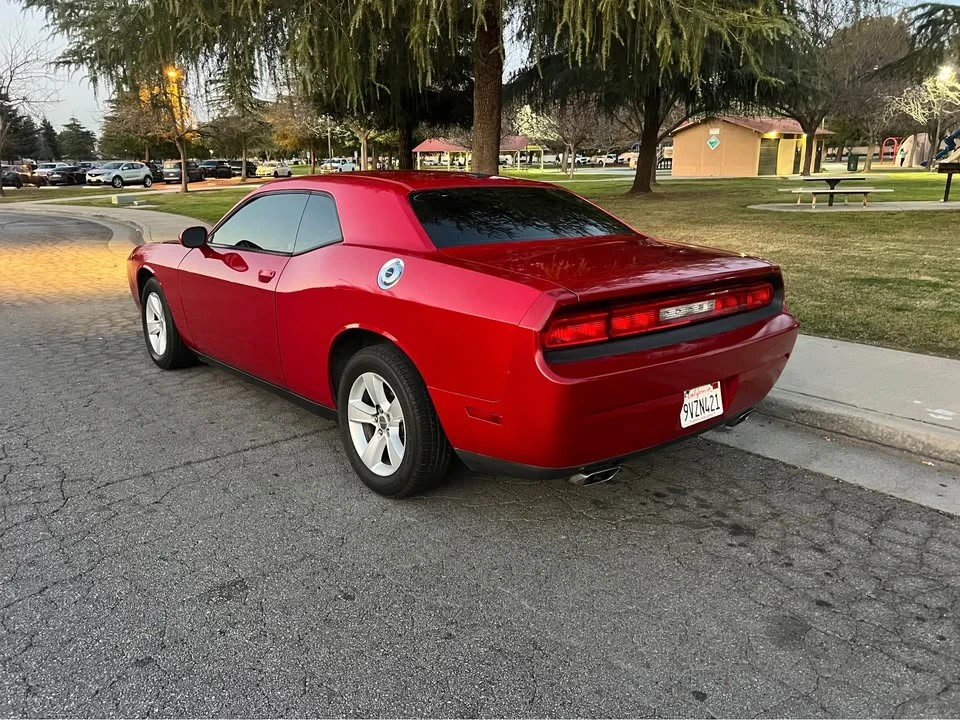 2013 Dodge Challenger 3rd Gen - Image 12 of 20