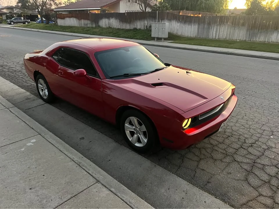 2013 Dodge Challenger 3rd Gen - Image 14 of 20