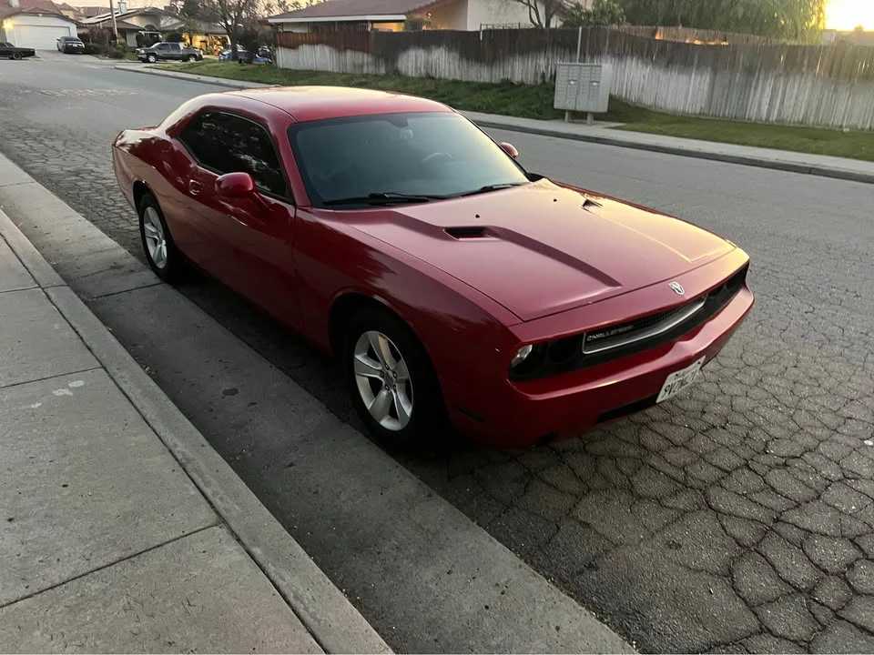 2013 Dodge Challenger 3rd Gen - Image 8 of 20