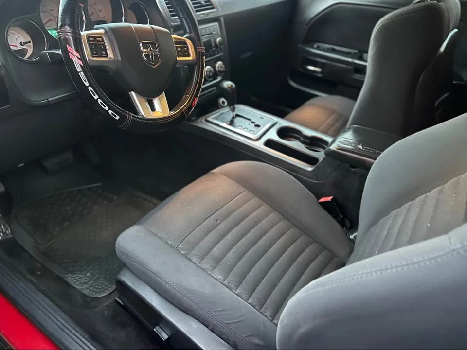 2013 Dodge Challenger 3rd Gen - Image 18 of 20